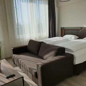 Motel Plus Schoenefeld Aparthotel