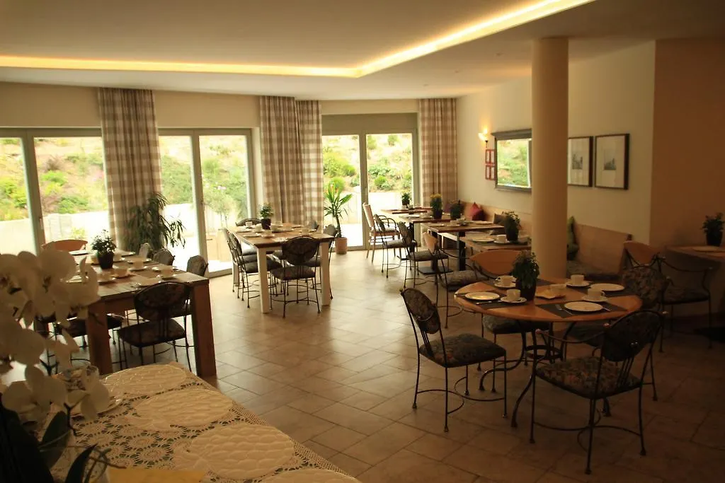 Guest house Hotel Lindenstrasse Neuenhagen bei Berlin