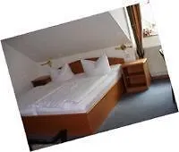 Guest house Hotel Lindenstrasse Neuenhagen bei Berlin